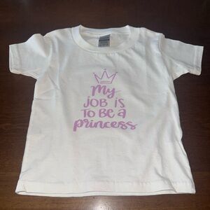 Charming White Kids' Tee with Pink Princess Print